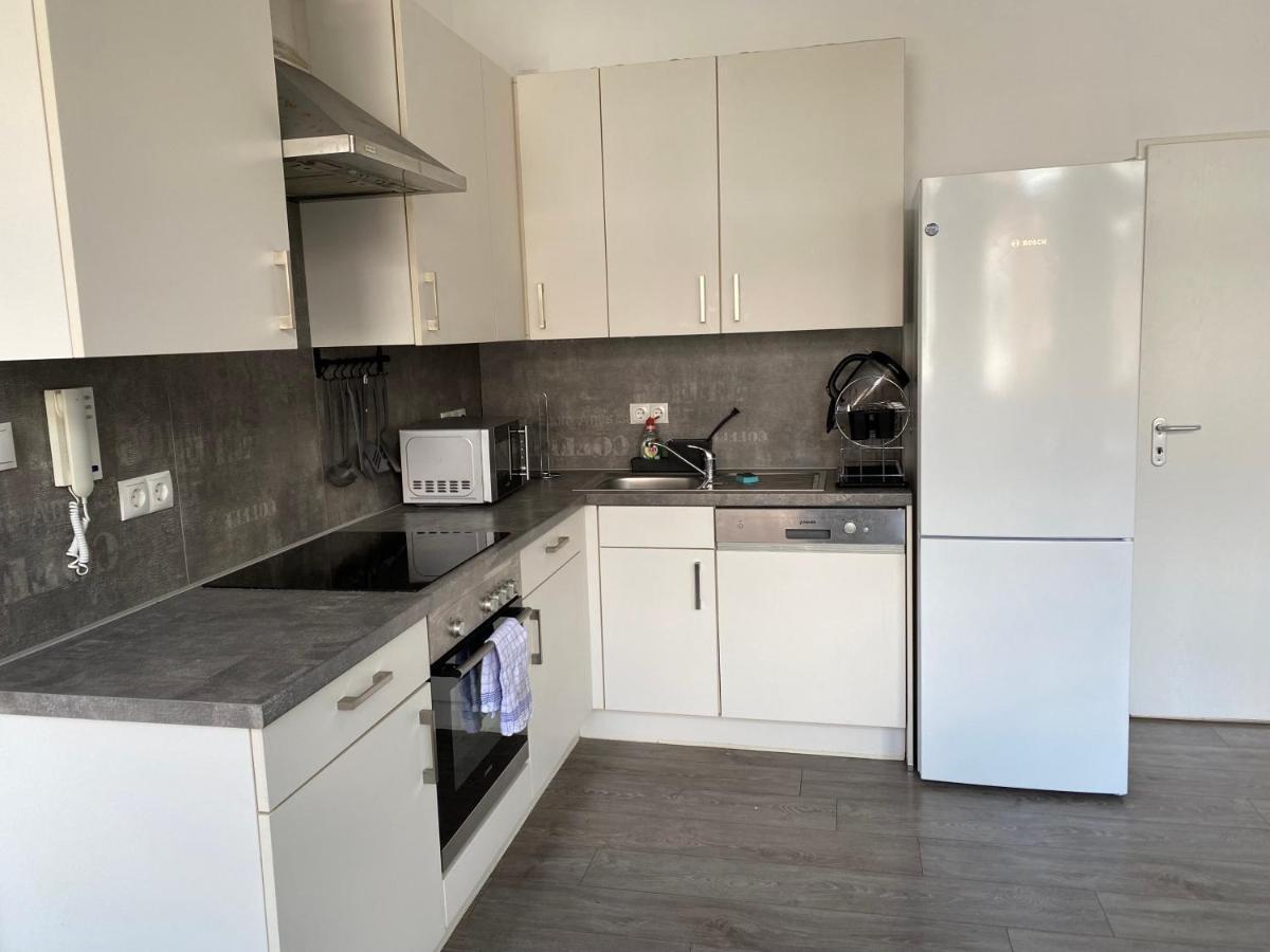 Apartment An Der Weserpromenade - Schlachte - Parkplaetze Бремен Экстерьер фото